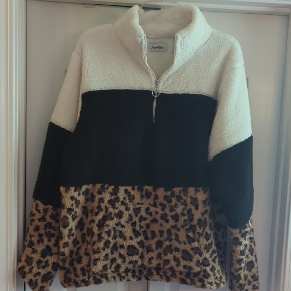 Moda Black and Cream Leopard Teddy Jacket